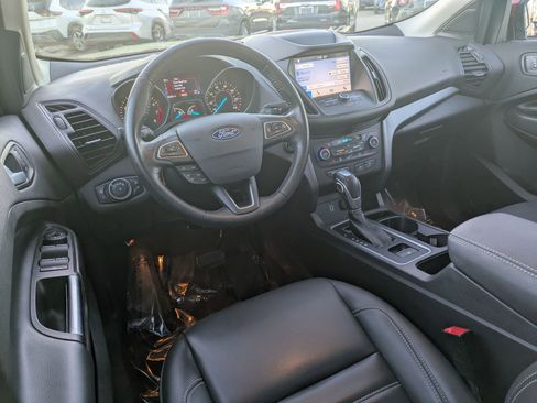 Used 2019 Ford Escape SEL image 28