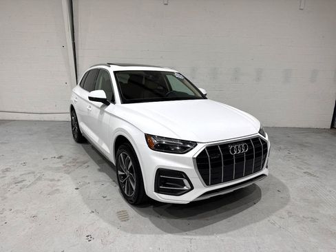 Used 2021 Audi Q5 2.0T Premium Plus AWD/4WD image 2