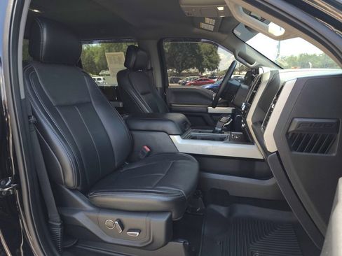 Used 2018 Ford F150 Lariat w/ Max Trailer Tow Package AWD/4WD image 15