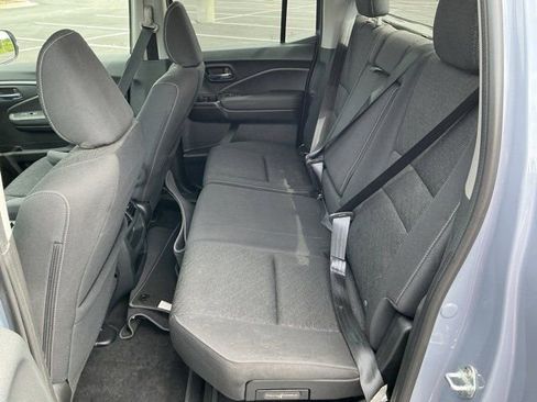 Used 2023 Honda Ridgeline Sport image 14