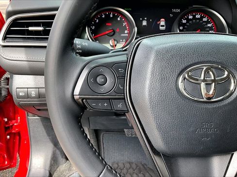 Used 2024 Toyota Camry XSE w/ Navigation Package image 10