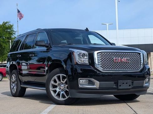 Used 2017 GMC Yukon Denali w/ Open Road Package image 2