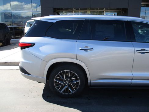 New 2026 Lexus TX 350 AWD image 10