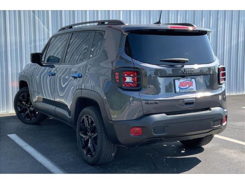 Used 2023 Jeep Renegade Altitude w/ Convenience Group I AWD/4WD image 10