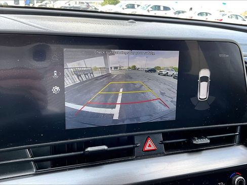 Used 2024 Kia Sportage EX image 28