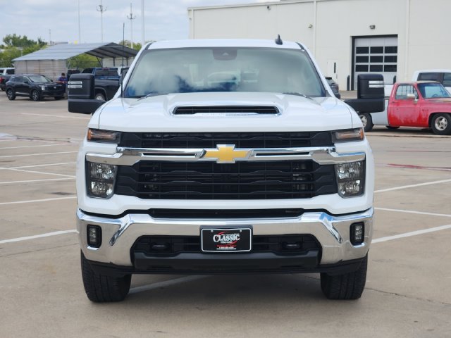 Used 2024 Chevrolet Silverado 2500 LT AWD/4WD image 10