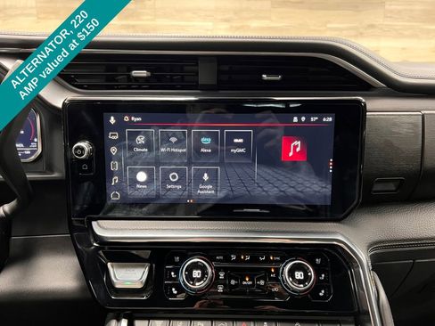 Used 2024 GMC Sierra 2500 Denali w/ Denali Reserve Package image 8