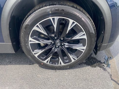 Certified 2024 MAZDA CX-90 Plug-In Hybrid w/ Premium Plus AWD/4WD image 24