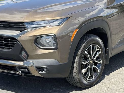 Used 2022 Chevrolet TrailBlazer ACTIV w/ Sun and Liftgate Package AWD/4WD image 13