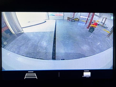 Used 2020 Chevrolet Silverado 1500 LT w/ Convenience Package image 10