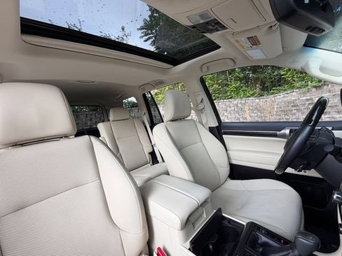 Certified 2023 Lexus GX 460 Premium AWD/4WD image 28