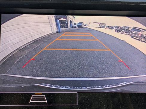 Used 2021 Chevrolet TrailBlazer LT w/ Convenience Package image 21