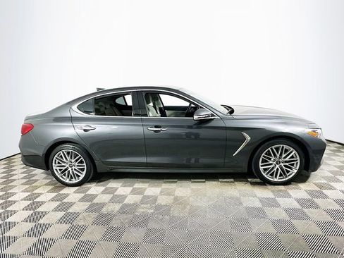 Used 2021 Genesis G70 2.0T image 2