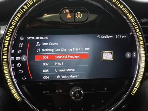 Used 2022 MINI Cooper 4-Door Hardtop FWD image 15