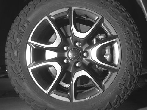 Used 2025 Jeep Compass Trailhawk image 13