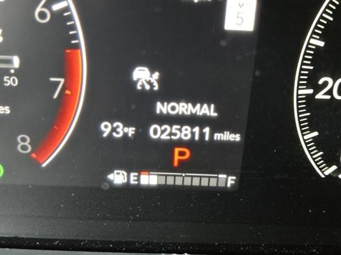 Used 2024 Honda Pilot EX-L image 21