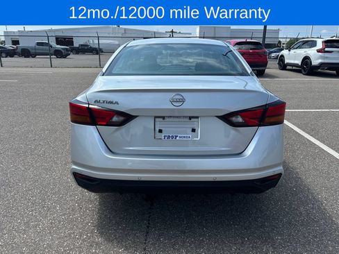 Used 2024 Nissan Altima 2.5 S FWD image 7