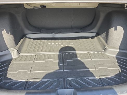 Used 2025 Honda Civic Sport image 13