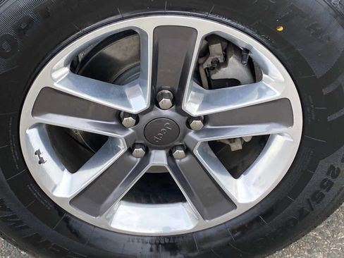 Used 2020 Jeep Wrangler Unlimited Sahara w/ Dual Top Group image 25