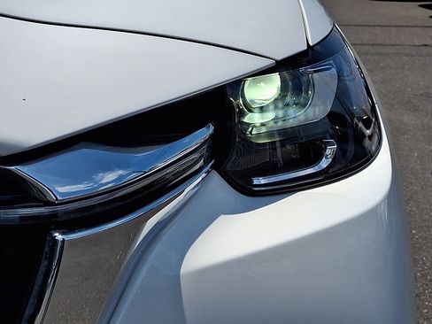 Certified 2024 MAZDA CX-90 Plug-In Hybrid w/ Premium Plus AWD/4WD image 11