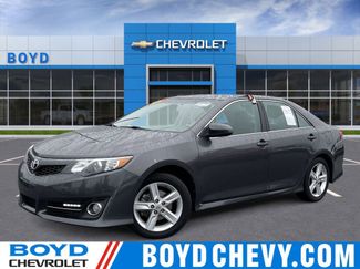 Used 2014 Toyota Camry L image 1