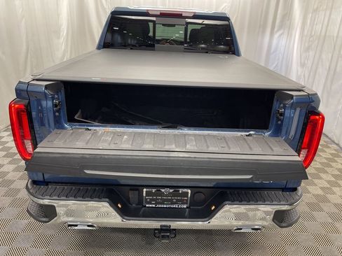 Used 2024 GMC Sierra 1500 SLT w/ SLT Premium Plus Package image 38