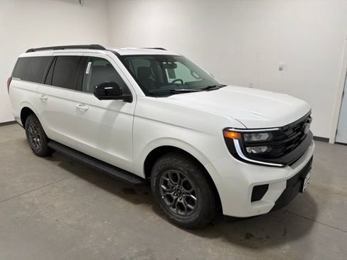 New 2027 Ford Expedition Max Active AWD/4WD image 3