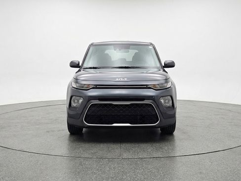 Used 2025 Kia Soul LX w/ LX Technology Package image 2