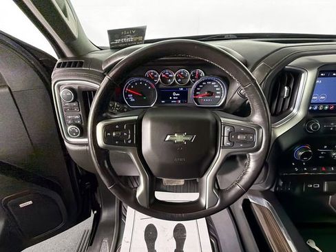 Used 2021 Chevrolet Silverado 1500 RST image 11