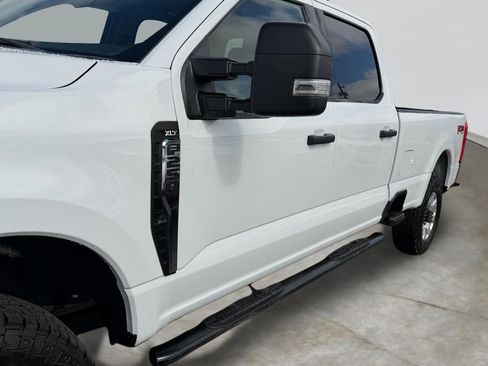 Used 2024 Ford F250 XLT w/ FX4 Off-Road Package image 7