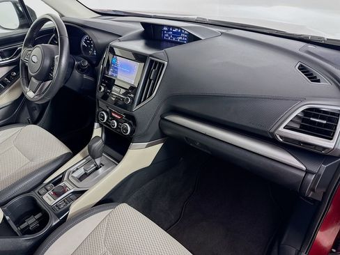 Used 2020 Subaru Forester Premium image 27