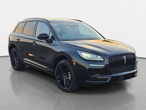 New 2026 Lincoln Corsair Premiere image 3