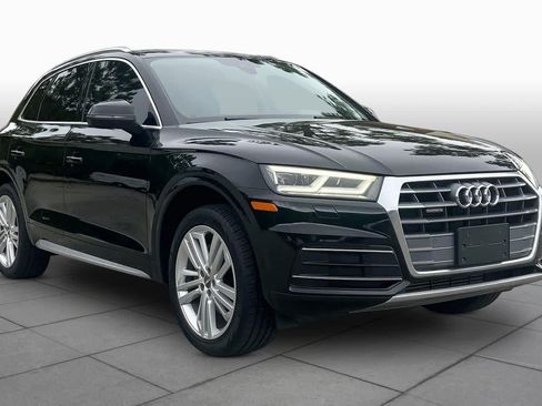 Used 2019 Audi Q5 2.0T Premium Plus w/ Premium Plus Package AWD/4WD image 3