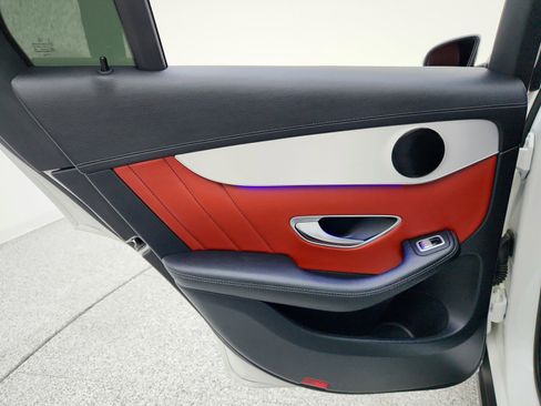 Certified 2022 Mercedes-Benz GLC 43 AMG 4MATIC image 25