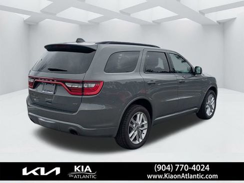 Used 2024 Dodge Durango GT image 3