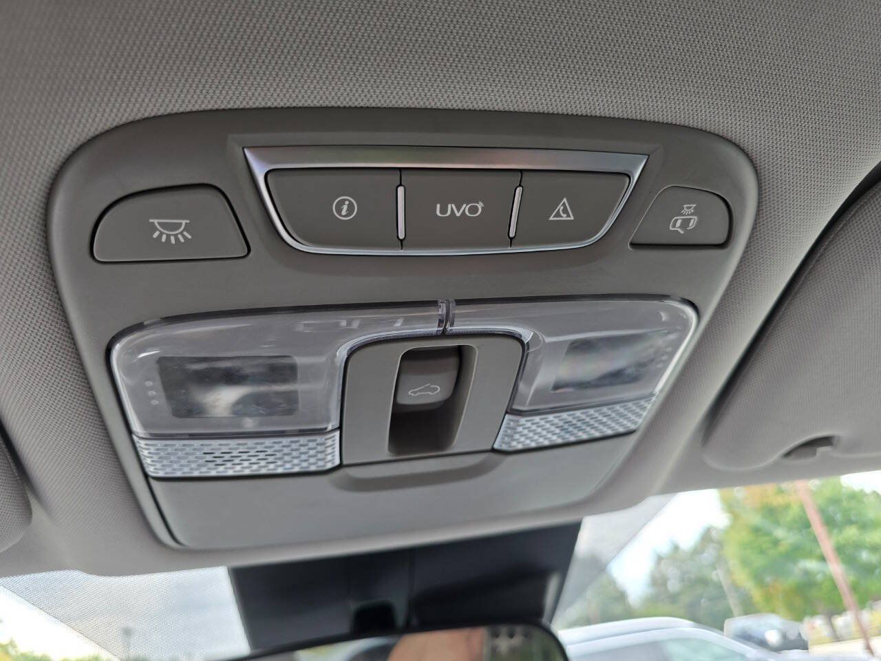 Used 2020 Kia Telluride S w/ S 8 Passenger Seating Package AWD/4WD image 24