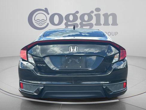 Used 2019 Honda Civic EX image 4