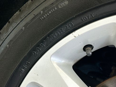 Used 2017 Jeep Grand Cherokee Limited w/ Trailer Tow Group IV image 23