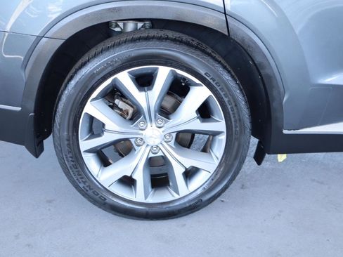 Used 2020 Hyundai Palisade SEL w/ Premium Package FWD image 5
