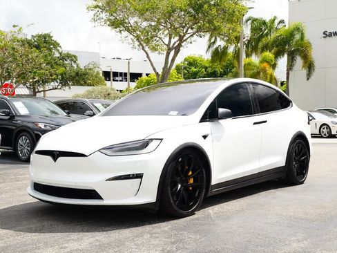 Used 2022 Tesla Model X Plaid AWD/4WD image 3