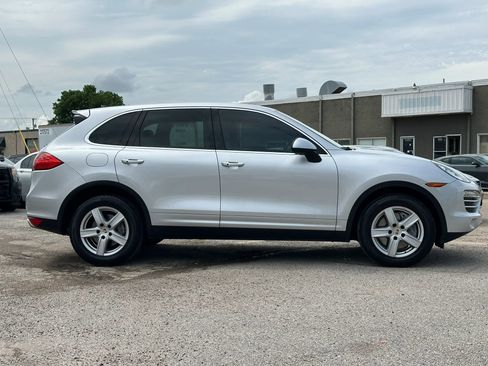 Used 2013 Porsche Cayenne AWD/4WD image 8