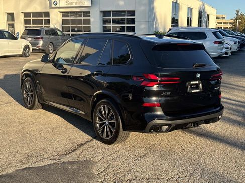 Used 2024 BMW X5 xDrive40i w/ M Sport Package AWD/4WD image 7