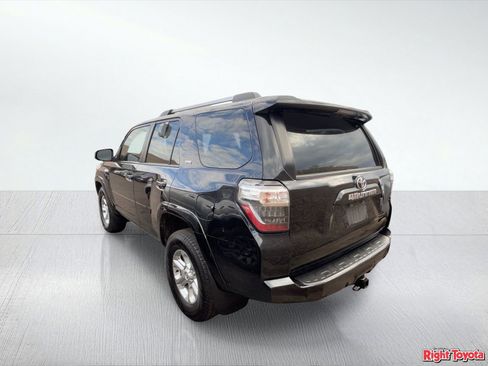 Certified 2023 Toyota 4Runner SR5 image 3