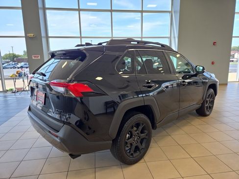 Certified 2022 Toyota RAV4 TRD Off-Road image 7