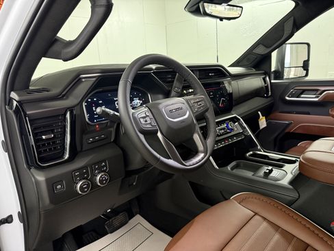 New 2026 GMC Sierra 3500 Denali Ultimate w/ Snow Plow Prep/Camper Package image 21