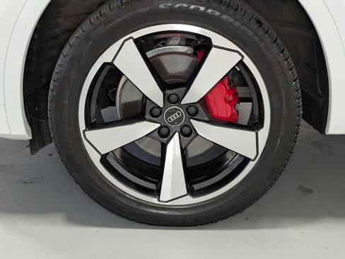 Used 2024 Audi Q5 2.0T Premium Plus AWD/4WD image 3