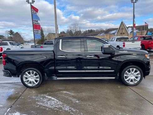 Used 2024 Chevrolet Silverado 1500 High Country w/ High Country Premium Package image 6