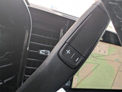 New 2025 Chevrolet Silverado 1500 LT image 40