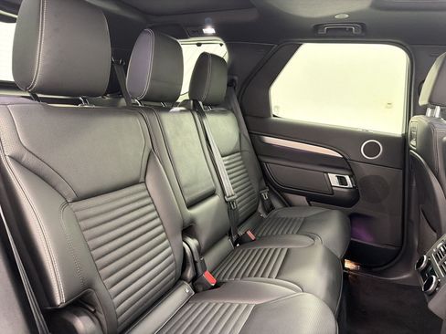 Used 2023 Land Rover Discovery S R-Dynamic AWD/4WD image 29