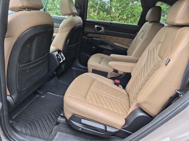 Certified 2025 Kia Sorento SX Prestige w/ Olive Brown Leather Package AWD/4WD image 13